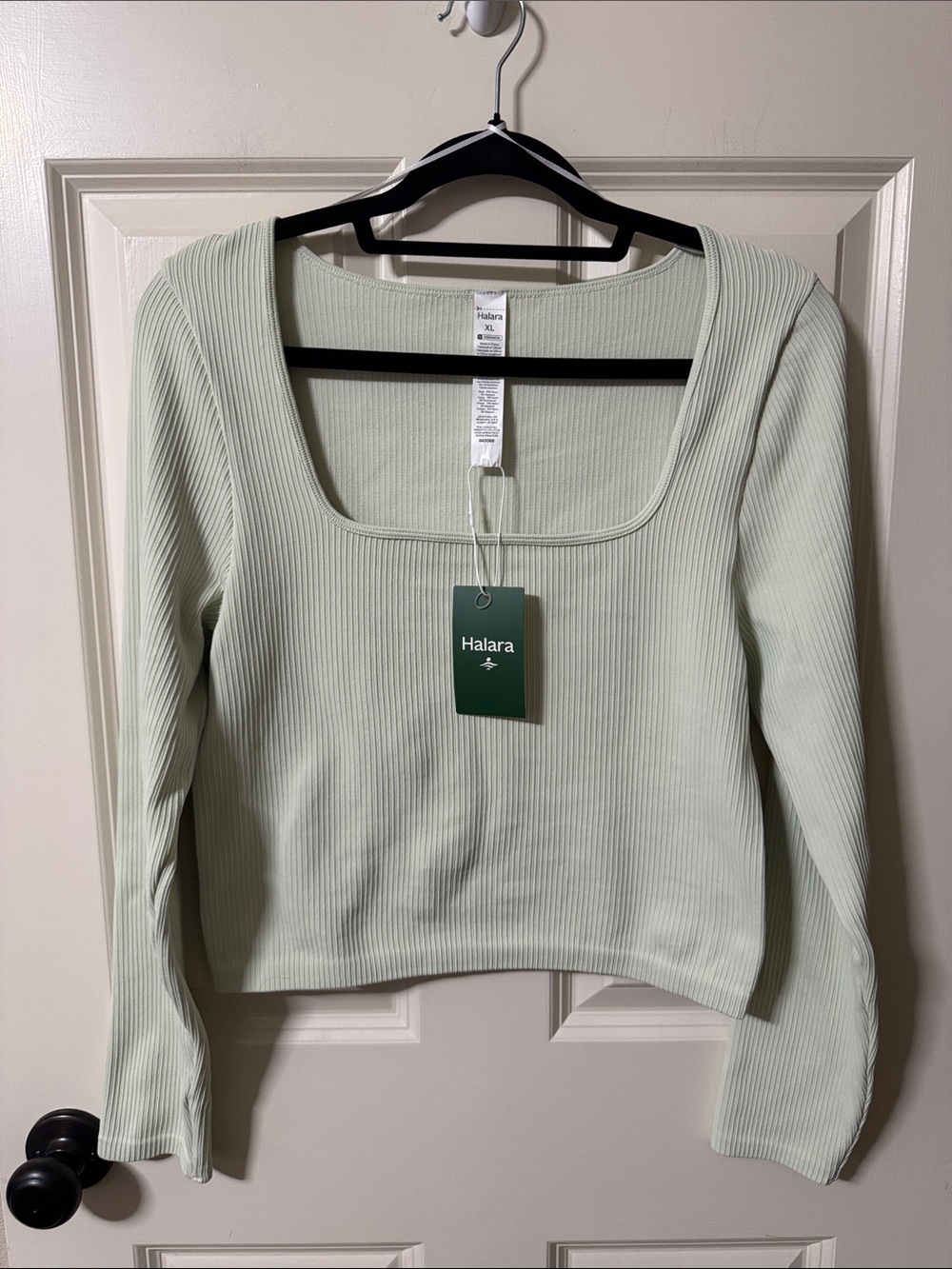 HALARA Light Mint Ribbed Long Sleeve Scoop-Neck Top